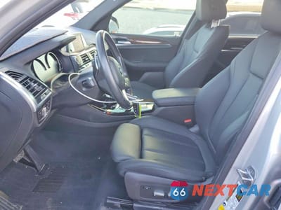 Zdjęcie 7 z 12 samochodu: 2019 BMW X3 SDRIVE30I VIN:5UXTR7C5XKLR51180 - miniatura