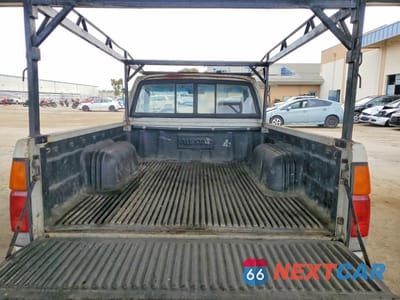 Zdjęcie 10 z 12 samochodu: 1989 NISSAN TRUCK BASE VIN:1N6ND11S9KC364903 - miniatura