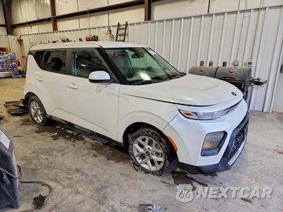 Czwarte zdjęcie samochodu z boku: 2021 KIA SOUL VIN:KNDJ23AU1M7740347 - miniatura