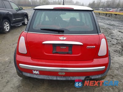 Zdjęcie 6 z 13 samochodu: 2003 MINI COOPER VIN:WMWRC33473TE17164 - miniatura