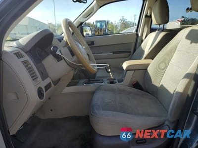 Zdjęcie 7 z 12 samochodu: 2010 FORD ESCAPE XLT VIN:1FMCU9DG1AKB54795 - miniatura