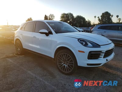 Czwarte zdjęcie samochodu z boku: 2019 PORSCHE CAYENNE VIN:WP1AA2AY4KDA14494 - miniatura