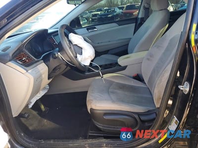 Zdjęcie 7 z 11 samochodu: 2018 HYUNDAI SONATA SE VIN:5NPE24AF8JH604555 - miniatura