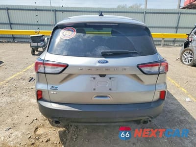 Zdjęcie 6 z 13 samochodu: 2021 FORD ESCAPE SE VIN:1FMCU0G69MUA32404 - miniatura
