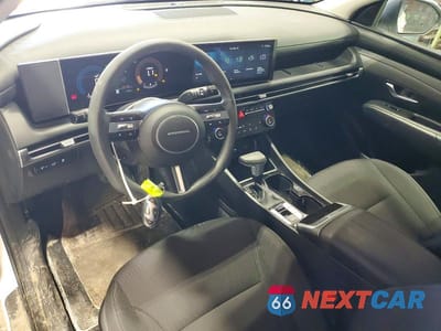 Zdjęcie 8 z 11 samochodu: 2025 HYUNDAI TUCSON SEL VIN:3KMJBCDE0SE017104 - miniatura