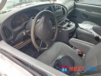 Zdjęcie 8 z 12 samochodu: 2005 FORD ECONOLINE E350 SUPER DUTY VAN VIN:1FTSS34L95HB15682 - miniatura