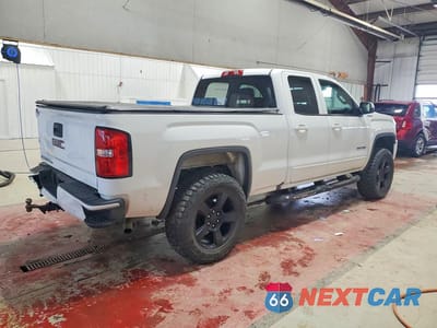 Trzecie zdjęcie samochodu z tyłu: 2019 GMC SIERRA LIMITED K1500 VIN:2GTV2LEC9K1168280 - miniatura