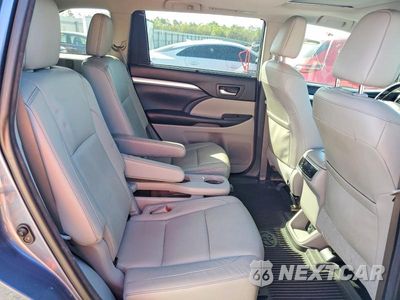 Zdjęcie 11 z 12 samochodu: 2017 TOYOTA HIGHLANDER XLE VIN:5TDJZRFHXHS390724 - miniatura