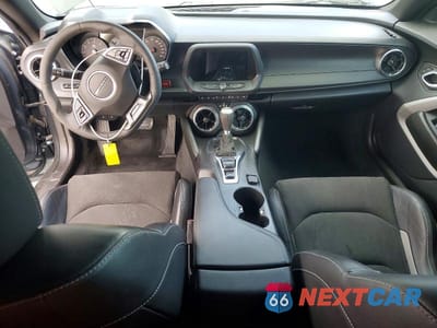 Zdjęcie 8 z 12 samochodu: 2023 CHEVROLET CAMARO LT1 VIN:1G1FF1R7XP0103251 - miniatura