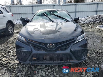 Piąte zdjęcie samochodu w środku: 2024 TOYOTA CAMRY LE VIN:4T1R11AK2RU229226 - miniatura