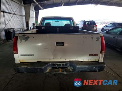 Zdjęcie 6 z 12 samochodu: 1998 GMC SIERRA C1500 VIN:1GTEC14W9WZ541473 - miniatura