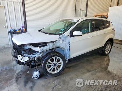 2017 FORD ESCAPE SE 1FMCU0GD3HUC62184 - główne zdjęcie licytacji z USA - miniatura
