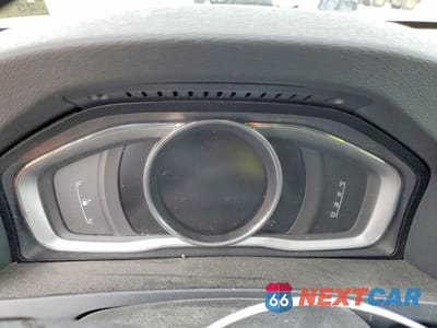 Zdjęcie 9 z 13 samochodu: 2016 VOLVO S60 PREMIER VIN:YV126MFK1G2411536 - miniatura