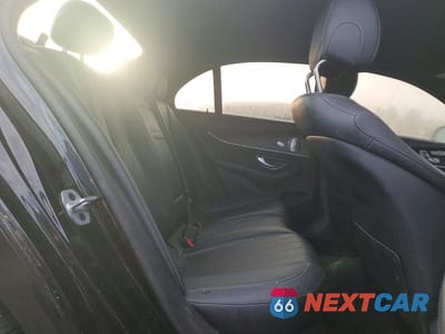 Zdjęcie 10 z 12 samochodu: 2019 MERCEDES-BENZ E 300 4MATIC VIN:WDDZF4KB4KA690561 - miniatura