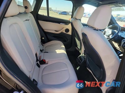 Zdjęcie 10 z 11 samochodu: 2018 BMW X1 XDRIVE28I VIN:WBXHT3C3XJ5L27966 - miniatura
