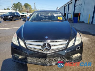 Piąte zdjęcie samochodu w środku: 2010 MERCEDES-BENZ E 550 VIN:WDDKJ7CB0AF053961 - miniatura