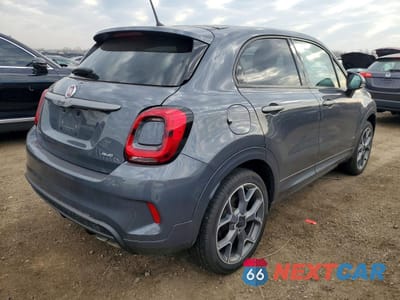 Trzecie zdjęcie samochodu z tyłu: 2021 FIAT 500X SPORT VIN:ZFBNF3C18MP942632 - miniatura