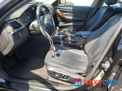 Zdjęcie 7 z 12 samochodu: 2013 BMW 328 I SULEV VIN:WBA3C1C53DF443762 - miniatura