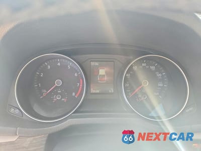 Zdjęcie 9 z 13 samochodu: 2018 VOLKSWAGEN PASSAT SE VIN:1VWBA7A3XJC008045 - miniatura