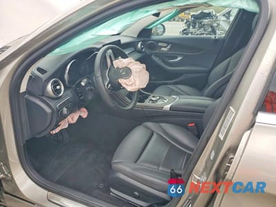 Zdjęcie 7 z 12 samochodu: 2019 MERCEDES-BENZ C 300 VIN:55SWF8DB9KU319032 - miniatura