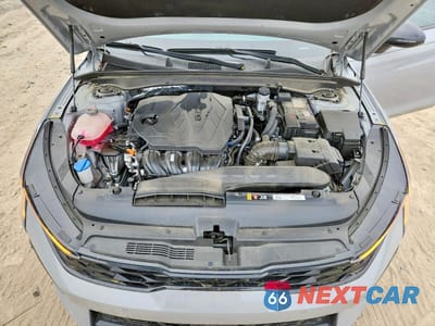 Zdjęcie 11 z 13 samochodu: 2025 KIA K5 GT-LINE VIN:KNAG64J7XS5304374 - miniatura