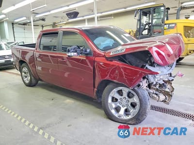Czwarte zdjęcie samochodu z boku: 2022 RAM 1500 BIG HORN VIN:1C6SRFFTXNN448993 - miniatura