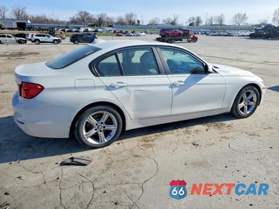 Trzecie zdjęcie samochodu z tyłu: 2013 BMW 328 XI VIN:WBA3B3C54DF538555 - miniatura