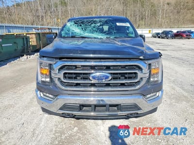 Piąte zdjęcie samochodu w środku: 2022 FORD F150 SUPERCREW VIN:1FTFW1E89NFB04844 - miniatura