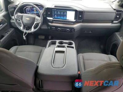 Zdjęcie 8 z 11 samochodu: 2025 CHEVROLET SILVERADO K1500 LT VIN:2GCUKDED5S1126151 - miniatura