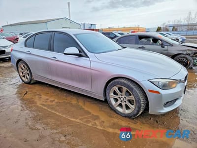 Czwarte zdjęcie samochodu z boku: 2012 BMW 320 I VIN:WBA3B1C50CF078250 - miniatura