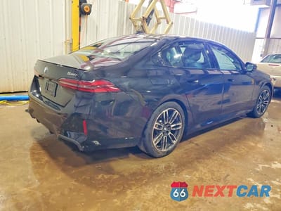 Trzecie zdjęcie samochodu z tyłu: 2025 BMW 540 XI VIN:WBA63FJ05SCU12898 - miniatura