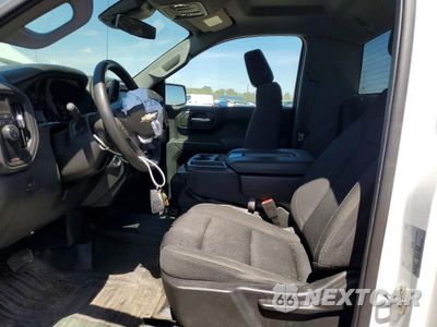 Zdjęcie 7 z 11 samochodu: 2022 CHEVROLET SILVERADO C1500 VIN:3GCNAAEK9NG514869 - miniatura