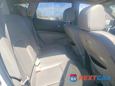 Zdjęcie 11 z 13 samochodu: 2011 NISSAN ROGUE S VIN:JN8AS5MVXBW306385 - miniatura
