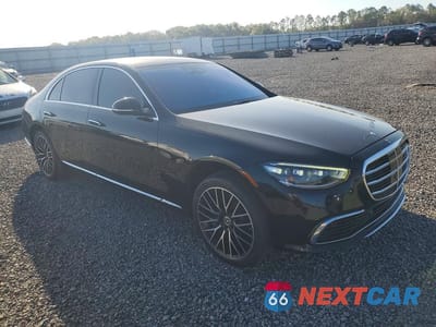 Czwarte zdjęcie samochodu z boku: 2022 MERCEDES-BENZ S 580 4MATIC VIN:W1K6G7GB6NA101959 - miniatura
