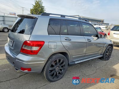 Trzecie zdjęcie samochodu z tyłu: 2011 MERCEDES-BENZ GLK 350 4MATIC VIN:WDCGG8HB5BF635434 - miniatura
