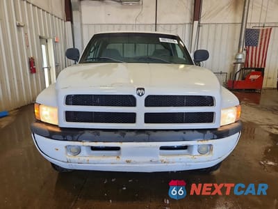 Piąte zdjęcie samochodu w środku: 1998 DODGE RAM 1500 VIN:1B7HF13ZXWJ129223 - miniatura