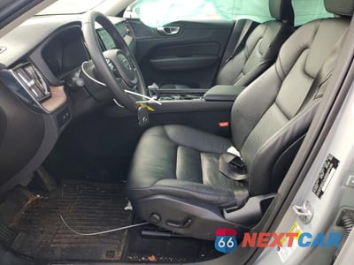 Zdjęcie 7 z 13 samochodu: 2024 VOLVO XC60 PLUS VIN:YV4H60DL8R1766827 - miniatura