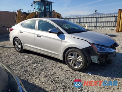 Czwarte zdjęcie samochodu z boku: 2019 HYUNDAI ELANTRA SEL VIN:KMHD84LF3KU887926 - miniatura