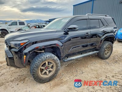 2025 TOYOTA 4RUNNER TRD SPORT JTEVA5BR1S5019105 - główne zdjęcie licytacji z USA - miniatura