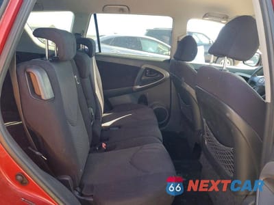 Zdjęcie 10 z 13 samochodu: 2006 TOYOTA RAV4 SPORT VIN:JTMZK32V865001940 - miniatura