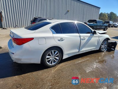 Trzecie zdjęcie samochodu z tyłu: 2016 INFINITI Q50 3.0T PREMIUM VIN:JN1EV7AP3GM304666 - miniatura