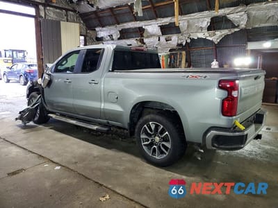 Drugie zdjęcie samochodu z przodu: 2025 CHEVROLET SILVERADO K1500 LT VIN:1GCRKDED1SZ124264 - miniatura