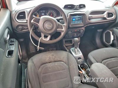 Zdjęcie 8 z 12 samochodu: 2019 JEEP RENEGADE LATITUDE VIN:ZACNJABBXKPK76056 - miniatura