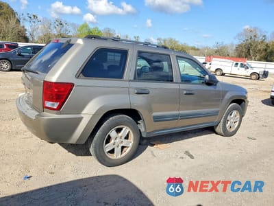 Trzecie zdjęcie samochodu z tyłu: 2006 JEEP GRAND CHEROKEE LAREDO VIN:1J4HS48N76C285446 - miniatura