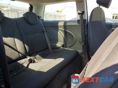 Zdjęcie 10 z 13 samochodu: 2009 MINI COOPER VIN:WMWMF33579TU70382 - miniatura