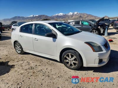 Czwarte zdjęcie samochodu z boku: 2011 NISSAN SENTRA 2.0 VIN:3N1AB6AP7BL628076 - miniatura