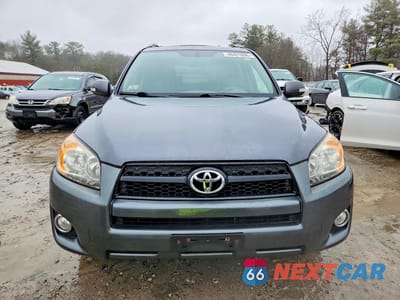 Piąte zdjęcie samochodu w środku: 2011 TOYOTA RAV4 SPORT VIN:JTMRF4DV8B5045440 - miniatura