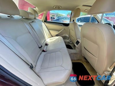 Zdjęcie 6 z 14 samochodu: 2014 VOLKSWAGEN PASSAT SE VIN:1VWBN7A39EC002991 - miniatura