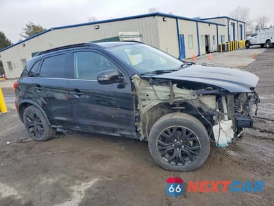 Czwarte zdjęcie samochodu z boku: 2018 MITSUBISHI OUTLANDER SPORT SEL VIN:JA4AR4AW2JZ026286 - miniatura