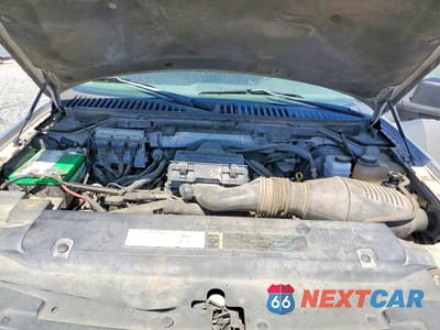 Zdjęcie 12 z 12 samochodu: 2006 FORD EXPEDITION XLT VIN:1FMPU15546LA88566 - miniatura